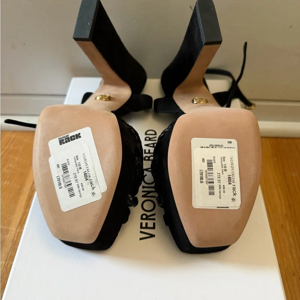 Veronica Beard Black Knotted Heels - Picture 5 of 6